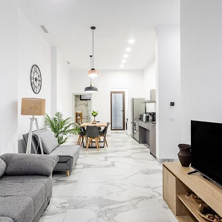 Apartamento De Estilo Moderno Hasta 5 Pax فالنسيا المظهر الخارجي الصورة